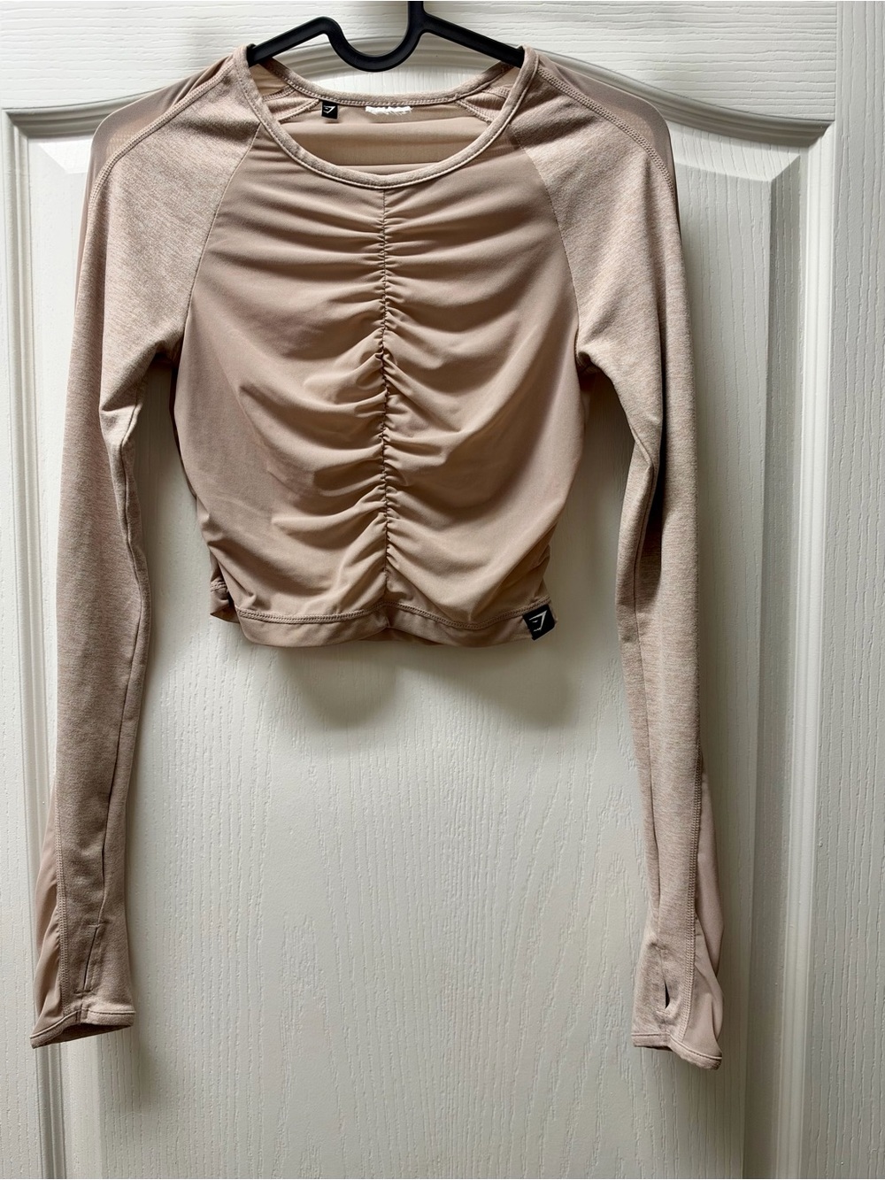 ✨ Gymshark Aura Crop Top ✨
Taupe | Long Sleeve | Ruched Front | Size Small